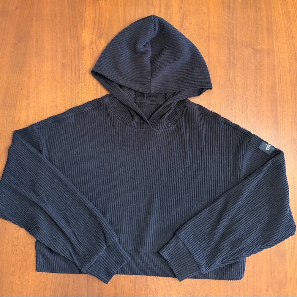 ALO Yoga Muse Hoodie Black Size Medium